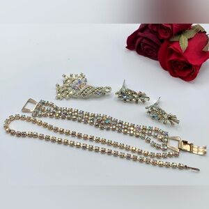 Vintage 4pc AB RHINESTONE PARURE Gold Tone NECKLACE BROOCH BRACELET EARRINGS